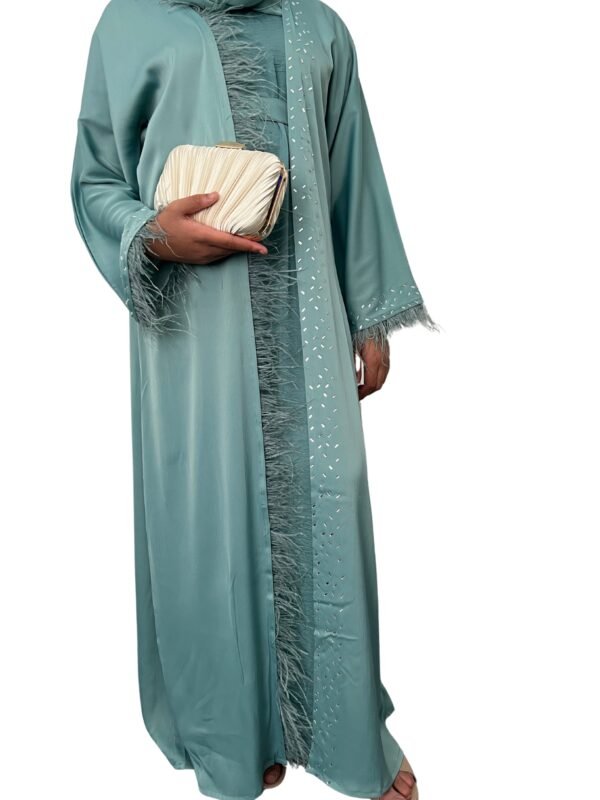 Three-piece set in natural sage green soft crepe